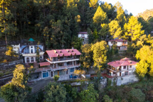 The Canadian Woods Resort by The Mount, Bhimtal, Nainital, near Kaichi Dham, neem karori baba ashram (141)