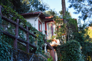 The Canadian Woods Resort by The Mount, Bhimtal, Nainital, near Kaichi Dham, neem karori baba ashram (68)